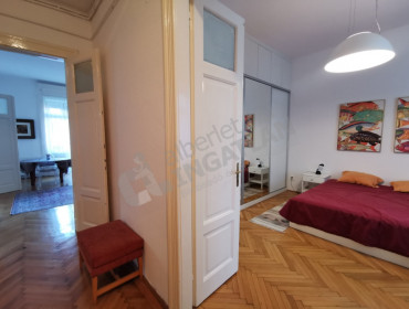 Fő utca-budapest-i-kerulet-fo-utca_18.jpg