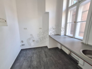 Hajós utca-budapest-vi-kerulet-hajos-utca_23.jpg