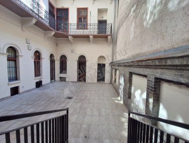 Hajós utca-budapest-vi-kerulet-hajos-utca_25.jpg