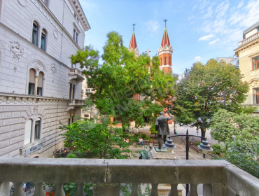 Lőrinc pap tér-budapest-viii-kerulet-lorinc-pap-ter_14.jpg