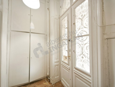 Lőrinc pap tér-budapest-viii-kerulet-lorinc-pap-ter_25.jpg