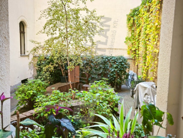 Lőrinc pap tér-budapest-viii-kerulet-lorinc-pap-ter_33.jpg