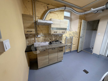 Martinovics tér-budapest-x-kerulet-martinovics-ter_3.jpg