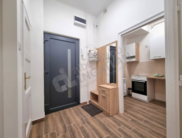 Széna tér-budapest-i-kerulet-szena-ter_24.jpg