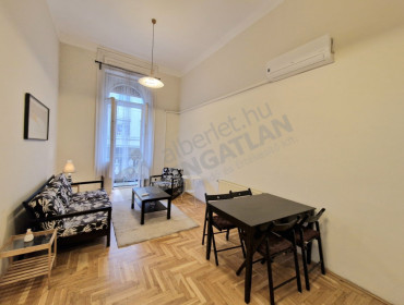 Nagymező utca-budapest-vi-kerulet-nagymezo-utca_2.jpg