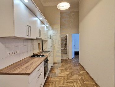 Nagymező utca-budapest-vi-kerulet-nagymezo-utca_9.jpg