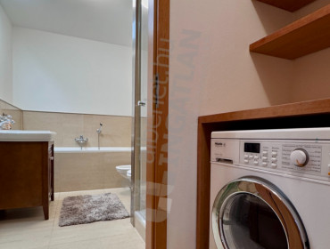 Országház utca-budapest-i-kerulet-orszaghaz-utca_18.jpg