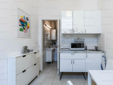 Molnár utca-budapest-v-kerulet-molnar-utca_2.jpg