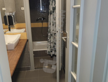 Bajcsy-Zsilinszky út-budapest-v-kerulet-bajcsy-zsilinszky-ut_10.jpg