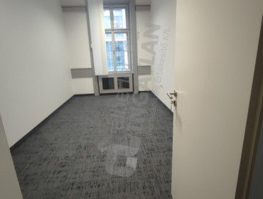 Bajcsy-Zsilinszky út-budapest-v-kerulet-bajcsy-zsilinszky-ut_17.jpg