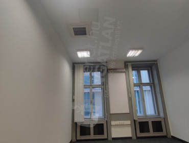 Bajcsy-Zsilinszky út-budapest-v-kerulet-bajcsy-zsilinszky-ut_8.jpg