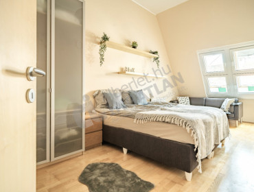 Holló utca-budapest-vii-kerulet-hollo-utca_3.jpg