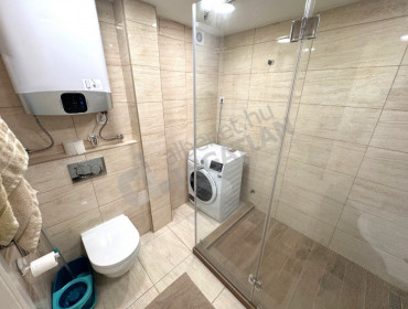 Bajcsy-Zsilinszky út-budapest-v-kerulet-bajcsy-zsilinszky-ut_5.jpg