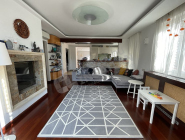 Szépvölgyi út-budapest-iii-kerulet-szepvolgyi-ut_3.jpg