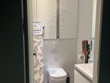 Semmelweis utca-budapest-v-kerulet-semmelweis-utca_17.jpg