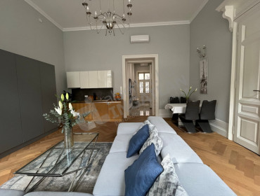 Podmaniczky utca-budapest-vi-kerulet-podmaniczky-utca_4.jpg