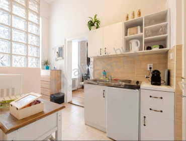 Andrássy utca-budapest-vi-kerulet-andrassy-utca_2.jpg