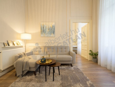 Honvéd utca-budapest-v-kerulet-honved-utca_3.jpg