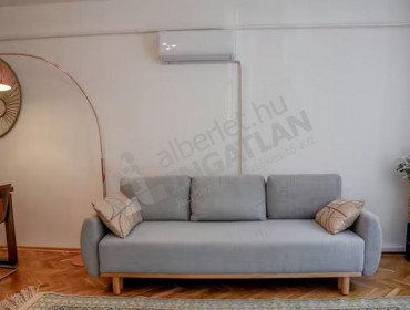 Várfok utca-budapest-i-kerulet-varfok-utca_8.jpg