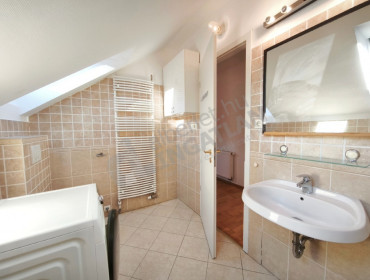 Istenhegyi út-budapest-xii-kerulet-istenhegyi-ut_39.jpg