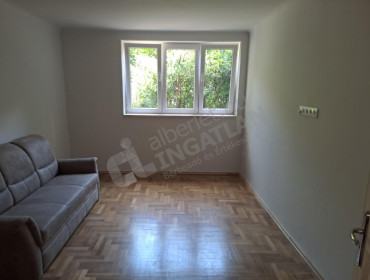 Németvölgyi út-budapest-xii-kerulet-nemetvolgyi-ut_2.jpg