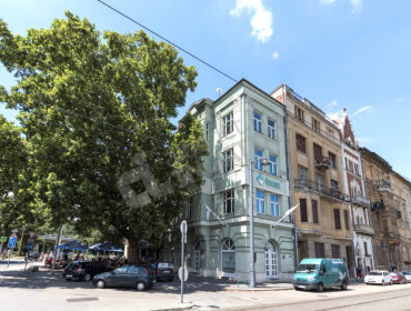 Várkert rakpart-budapest-i-kerulet-vam-utca_12.jpg