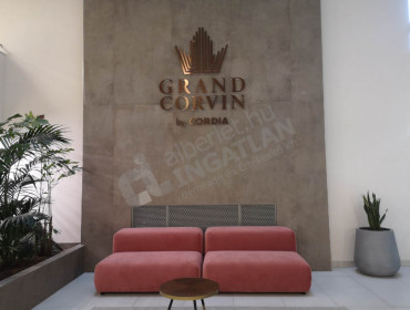 Corvin sétány-budapest-viii-kerulet-corvin-setany_9.jpg