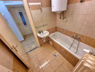 Andrássy út-budapest-vi-kerulet-andrassy-ut_11.jpg