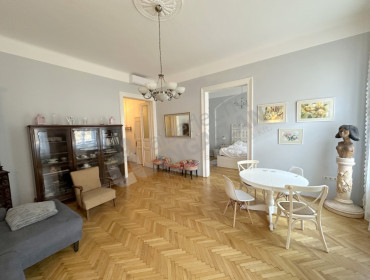 Eötvös utca-budapest-vi-kerulet-eotvos-utca_18.jpg