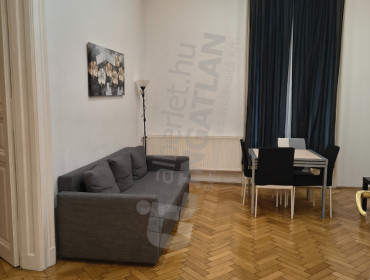 Dalszínház utca-budapest-vi-kerulet-dalszinhaz-utca_2.jpg