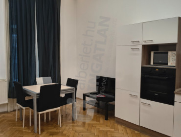 Dalszínház utca-budapest-vi-kerulet-dalszinhaz-utca_3.jpg