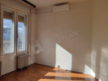 Károly körút-budapest-vii-kerulet-karoly-korut_16.jpg