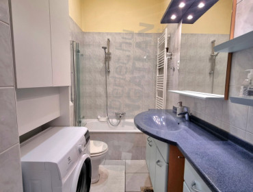 Bajcsy-Zsilinszky út-budapest-vi-kerulet-bajcsy-zsilinszky-ut_13.jpg