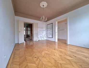 Bajcsy-Zsilinszky út-budapest-v-kerulet-bajcsy-zsilinszky-ut_2.jpg