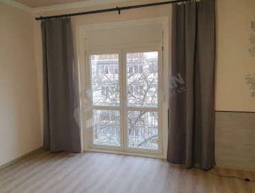 Kossuth Lajos utca-budapest-xxi-kerulet-kossuth-lajos-utca_7.jpg