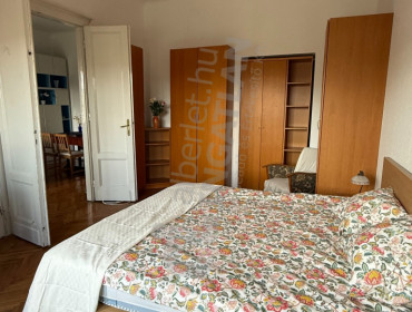 Kosztolányi Dezső tér-budapest-xi-kerulet-kosztolanyi-dezso-ter_7.jpg