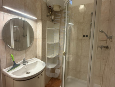 Kosztolányi Dezső tér-budapest-xi-kerulet-kosztolanyi-dezso-ter_8.jpg