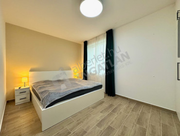 Örs vezér tere-budapest-x-kerulet-ors-vezer-tere_4.jpg