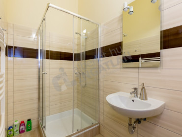 Király utca-budapest-vi-kerulet-kiraly-utca_11.jpg