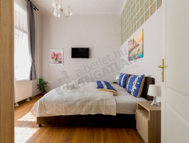 Király utca-budapest-vi-kerulet-kiraly-utca_2.jpg