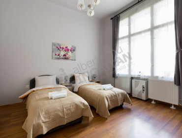 Király utca-budapest-vi-kerulet-kiraly-utca_3.jpg