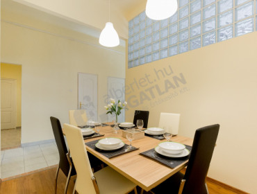 Király utca-budapest-vi-kerulet-kiraly-utca_4.jpg