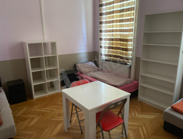 Dózsa György út-budapest-vii-kerulet-dozsa-gyorgy-ut_2.jpg