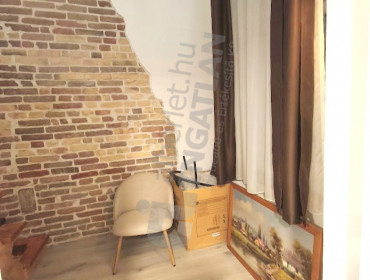 Teleki László tér-budapest-viii-kerulet-teleki-laszlo-ter_11.jpg