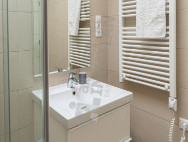 Vörösmarty utca-budapest-vi-kerulet-vorosmarty-utca_14.jpg