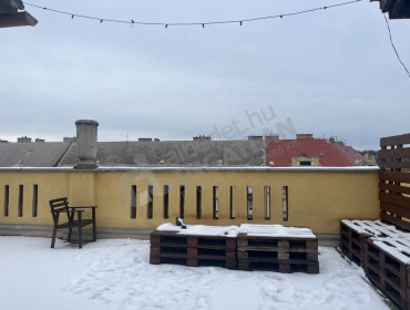 Kosztolányi Dezső tér-budapest-xi-kerulet-kosztolanyi-dezso-ter_10.jpg