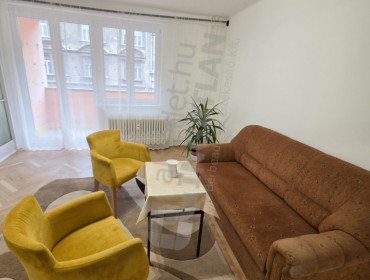 Harminckettesek tere-budapest-viii-kerulet-harminckettesek-tere_2.jpg