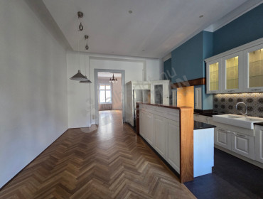 Perczel Mór utca-budapest-v-kerulet-perczel-mor-utca_2.jpg