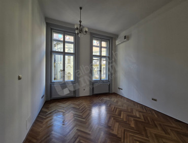 Perczel Mór utca-budapest-v-kerulet-perczel-mor-utca_5.jpg