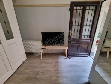 Országház utca-budapest-i-kerulet-orszaghaz-utca_17.jpg